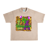 French Oak Louisiana leopard with balloons Urban Heavy Tee - HowdyJamesFarm