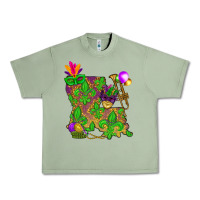 Oil Green Louisiana Map Mardi Gras Urban Heavy Tee - HowdyJamesFarm
