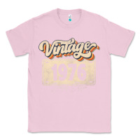 Bubblegum Pink 46 Year Old Vintage 1976 Men Women 46th Birthday Decor Classic Tee - minhPixels