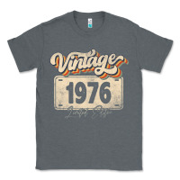 Charcoal Heather 46 Year Old Vintage 1976 Men Women 46th Birthday Decor Classic Tee - minhPixels