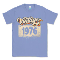 Colony Blue 46 Year Old Vintage 1976 Men Women 46th Birthday Decor Classic Tee - minhPixels