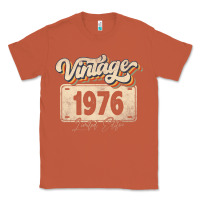 Copper 46 Year Old Vintage 1976 Men Women 46th Birthday Decor Classic Tee - minhPixels