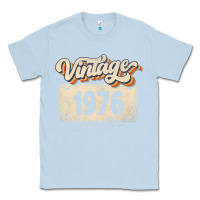 Dusty Blue 46 Year Old Vintage 1976 Men Women 46th Birthday Decor Classic Tee - minhPixels