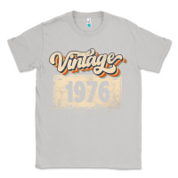 Moon Dust 46 Year Old Vintage 1976 Men Women 46th Birthday Decor Classic Tee - minhPixels