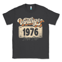 46 Year Old Vintage 1976 Men Women 46th Birthday Decor Classic Tee | Teevron