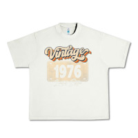 Pistachio 46 Year Old Vintage 1976 Men Women 46th Birthday Decor Urban Heavy Tee - minhPixels