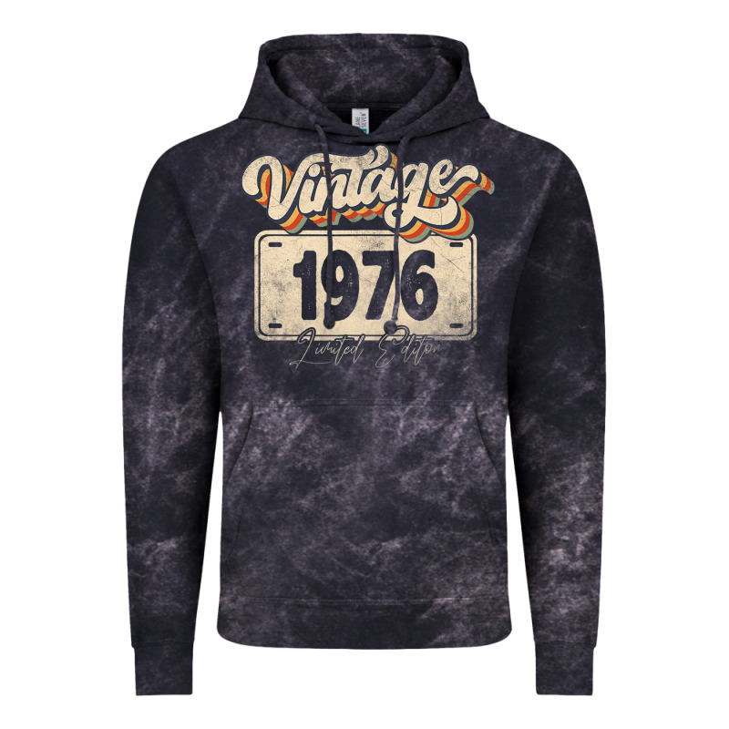 46 Year Old Vintage 1976 Men Women 46th Birthday Decor Vintage Hoodie by minhPixels | Teevron