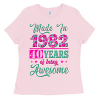 Bubblegum Pink made in 1982, 40 years of being awesome Ladies Tee - Jasminsmagicworld