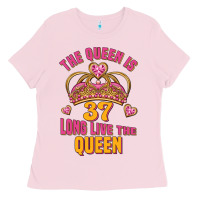 Bubblegum Pink the queen is 37 long live the queen kopya Ladies Tee - Jasminsmagicworld