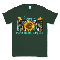 Sports Green Being a Mom Makes My Life Complete Classic Tee - texasbilliewilder