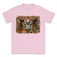 Bubblegum Pink cant be tamed Classic Tee - RacoonDesign