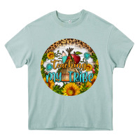 Arona teaching my tribe round earring Heavy Core Tee - BundleAndBundleShop