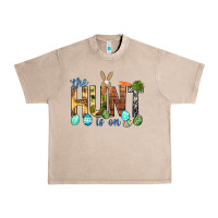 French Oak The hunt is on with eggs Easter Day Urban Heavy Tee - HowdyJamesFarm