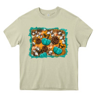 Mossy fall pumpkin distressed background Heavy Core Tee - BundleAndBundleShop