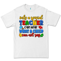 White only a special teacher can hear what a child can n Premium Tee - Artiststas