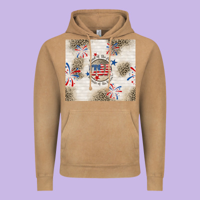 Usa Land Of The Free Because Of The Brave Vintage Hoodie Designed By Tumblerdesignbyshophia