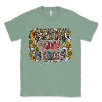 Sage mom of girls Classic Tee - RacoonDesign