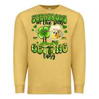 Antique Gold everybody in the pub getting tipsy artiststas Premium Sweatshirt - Artiststas