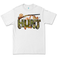 White the hunt is on Premium Tee - Artiststas