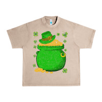 French Oak ireland leprechaun hat pot of gold irish st patricks day Urban Heavy Tee - lanVoArt