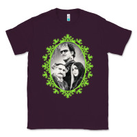 Plum the munsters halloween 2022 Classic Tee - lanVoArt