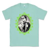 Seafoam the munsters halloween 2022 Classic Tee - lanVoArt