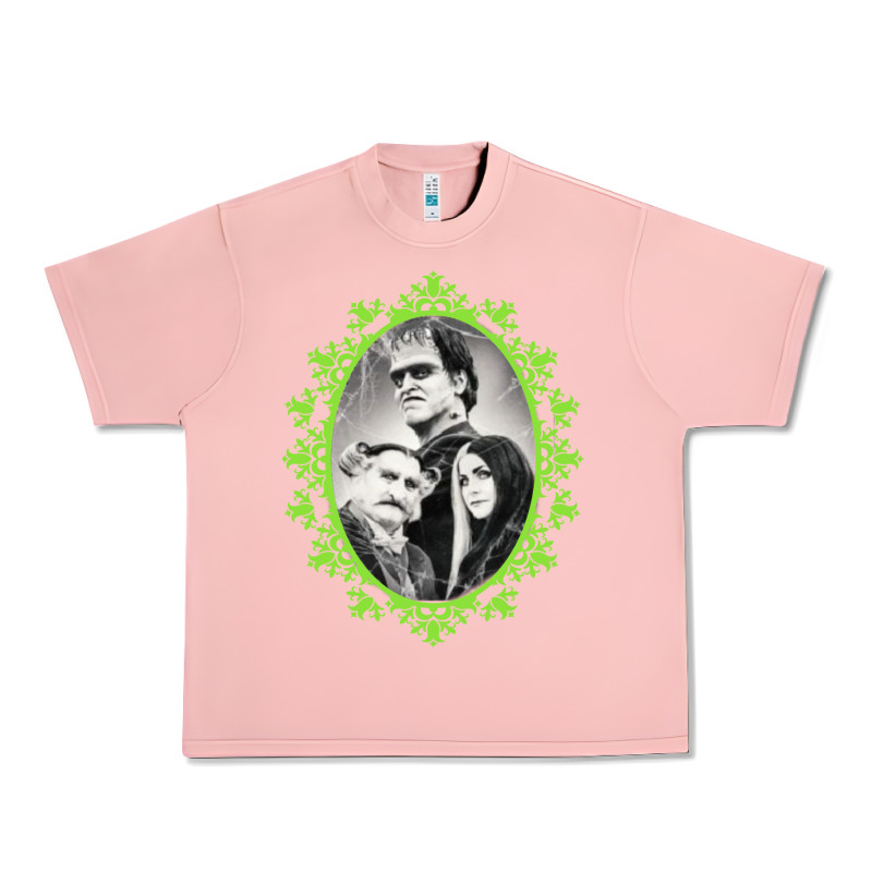 The Munsters Halloween 2022 Urban Heavy Tee by lanVoArt | Teevron