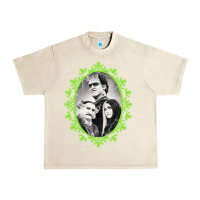 Sandshell the munsters halloween 2022 Urban Heavy Tee - lanVoArt