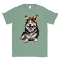 Sage alaskan husky with bandeau Classic Tee - texasbilliewilder