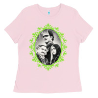 Bubblegum Pink the munsters halloween 2022 Ladies Tee - lanVoArt