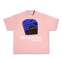Salmon 1886 Crescent Hotel Eureka Springs Arkansas USA Halloween Haunted Bat  Urban Heavy Tee - lanVoArt