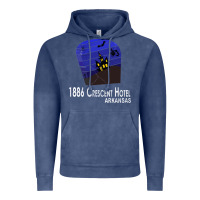 Vintage Denim 1886 Crescent Hotel Eureka Springs Arkansas USA Halloween Haunted Bat  Vintage Hoodie - lanVoArt