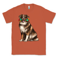 Copper australian shepherd with rope toy Classic Tee - texasbilliewilder