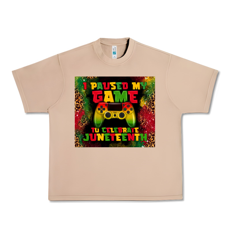 I Paused My Game Urban Heavy Tee by TumblerDesignByShophia | Teevron