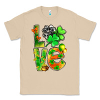 Mushroom st.patrick love with clover Classic Tee - NancyCooperArtShop