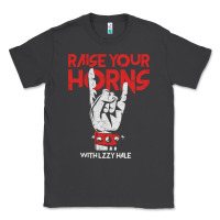 Smoke more then awesome lzzy hale halestorm look amazing days Classic Tee - lanVoArt