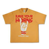 Peanut Butter more then awesome lzzy hale halestorm look amazing days Urban Heavy Tee - lanVoArt