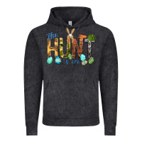 Vintage Black The hunt is on with eggs Easter Day Vintage Hoodie - HowdyJamesFarm