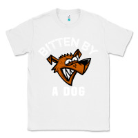 White bitten by a dog angry dog bite funny gift Classic Tee - lanVoArt