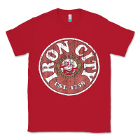 Red vintage retro iron city(beer) proof Classic Tee - lanVoArt