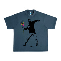 Midnight Navy banksy protester throwing flowers Urban Heavy Tee - lanVoArt