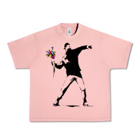 Salmon banksy protester throwing flowers Urban Heavy Tee - lanVoArt