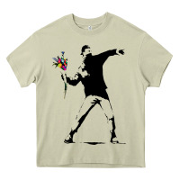 Mossy banksy protester throwing flowers Heavy Core Tee - lanVoArt