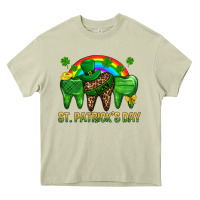 Mossy St. Patricks Dental Heavy Core Tee - BundleAndBundleShop