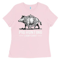 Bubblegum Pink Pig Hunting Lucking Ladies Tee - lanVoArt