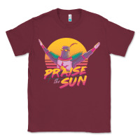 Burgundy praise the sun Classic Tee - lanVoArt