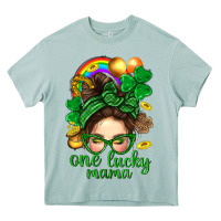 Arona St. Patrick Messy Bun One Luck Mama With Clover Heavy Core Tee - BundleAndBundleShop