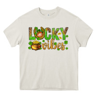 Cream St. Patricks day lucky vibes Heavy Core Tee - BundleAndBundleShop