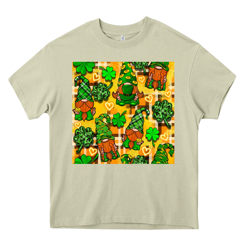 St. Patricks Gnomies Seamless Pattern Heavy Core Tee by BundleAndBundleShop | Teevron