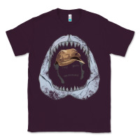 Plum here's to swimmin' with bow legged women. Classic Tee - lanVoArt